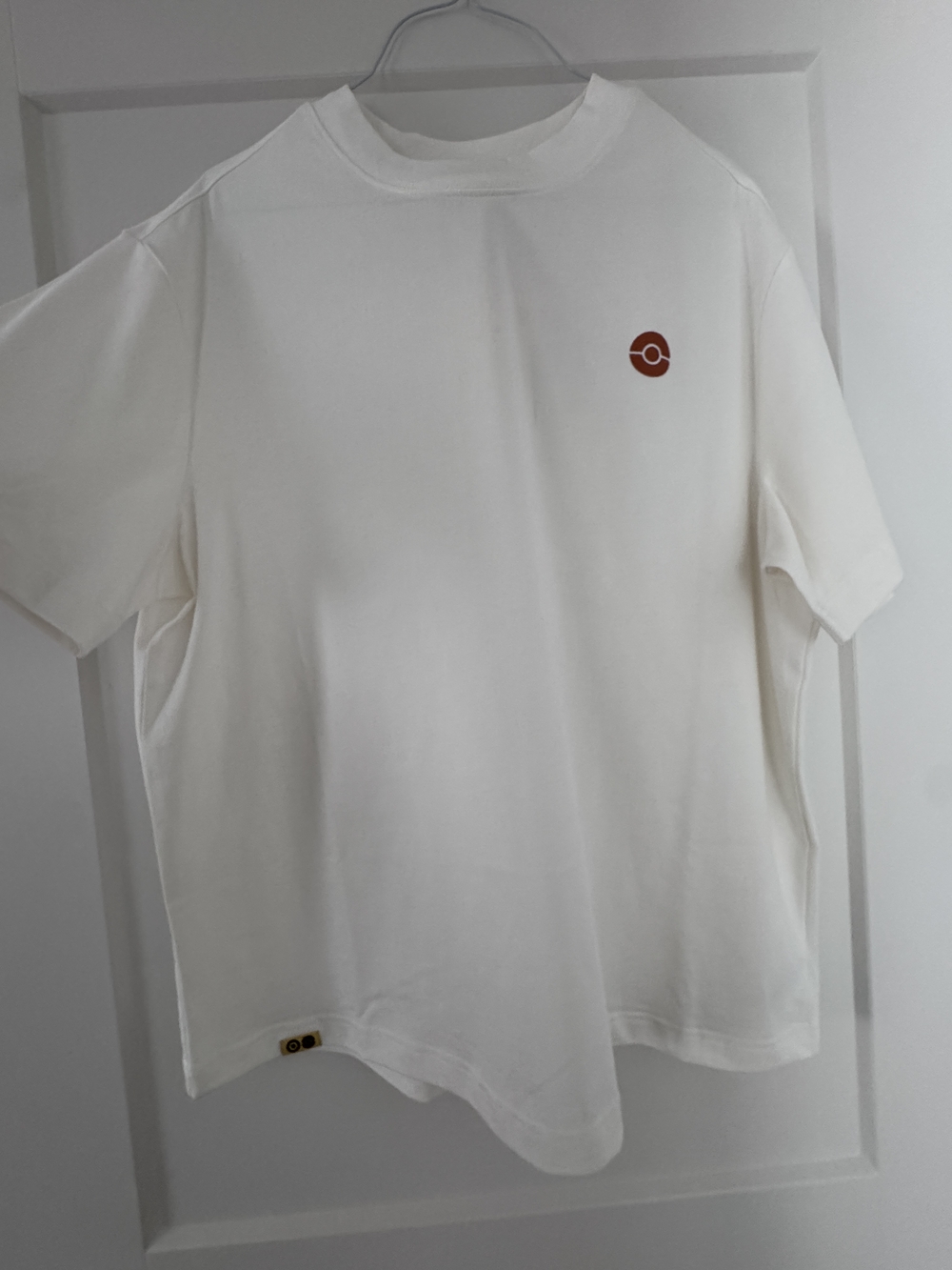 Pokemon Evee Adult Trainer Shirt - White - Picture 4 of 5